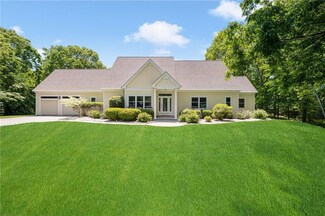 1 Dennis Ct, Westerly, RI 02891