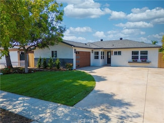 2545 W Greenacre Ave, Anaheim, CA 92801