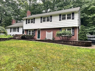 81 Bronson Rd, Avon, CT 06001