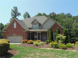 409 Susanna Dr, Kernersville, NC 27284