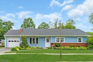 624 Madison St, Hackettstown, NJ 07840
