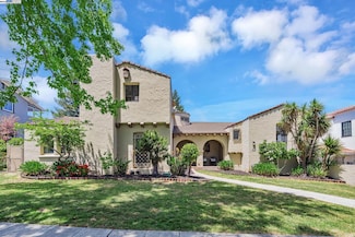 659 Kenwyn Rd, Oakland, CA 94610