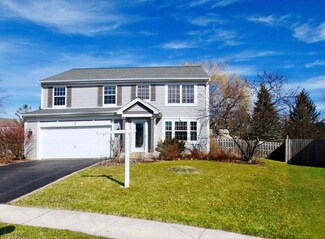 7 Avalon Ct, Cary, IL 60013