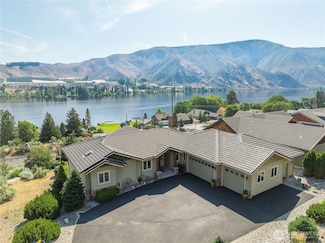 15314 Lakeview St, Entiat, WA 98822