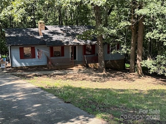 4513 Lisa Dr, Gastonia, NC 28056