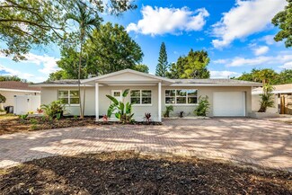 815 72nd Ave N, Saint Petersburg, FL 33702