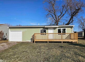 503 N 14th Ave, Marshalltown, IA 50158
