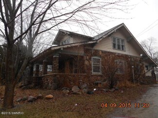 144 W Pleasant St, Hubbardston, MI 48845