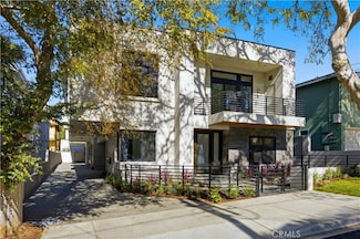 2005 Mathews Ave Unit C, Redondo Beach, CA 90278