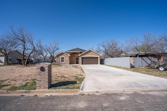 622 E 17th St, San Angelo, TX 76903