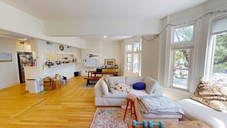 5 Davis Ave Unit 22L, Brookline, MA 02445