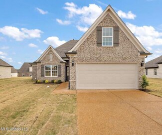 8749 Lana Dr, Southaven, MS 38672