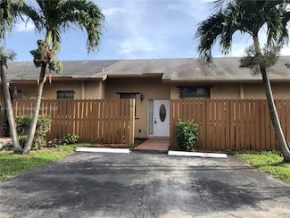 6735 NW 193rd Ln, Hialeah, FL 33015
