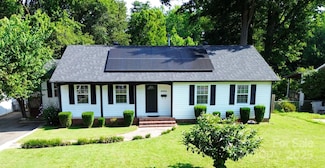 6625 Somersworth Dr, Charlotte, NC 28215