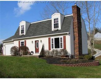201 Carriage Way, Nitro, WV 25143
