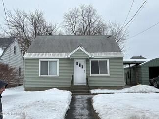 12 Neal St, Schenectady, NY 12302