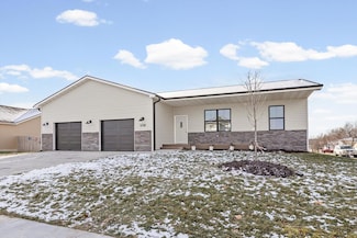 5700 Camden Cir, Columbia, MO 65201