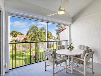 625 Beachwalk Cir Unit 203, Naples, FL 34108