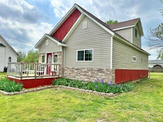 307 N Main St, Fair Play, MO 65649