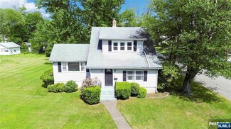 99 Comly Rd, Lincoln Park, NJ 07035
