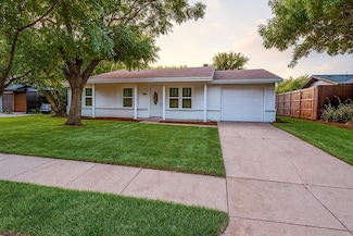 404 Westwood Dr, Euless, TX 76039