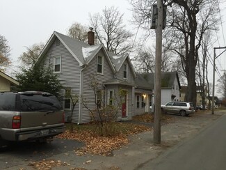 12 Second St, Hallowell, ME 04347