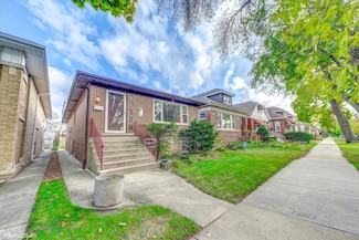 5119 N Tripp Ave, Chicago, IL 60630