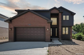 2921 Walsh Dr, Rochester Hills, MI 48309