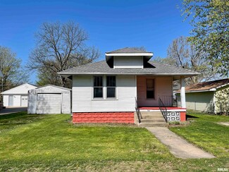 940 Day St, Galesburg, IL 61401