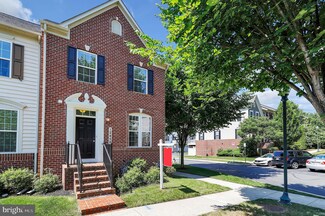 12458 Horseshoe Bend Cir, Clarksburg, MD 20871