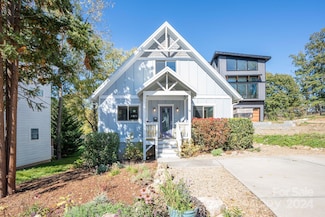 94 Downing St, Asheville, NC 28806
