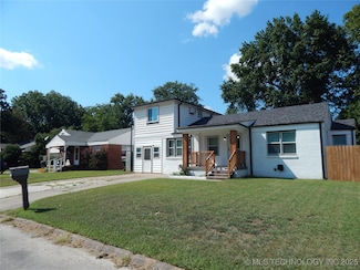 1632 Oxford Ln, Muskogee, OK 74403