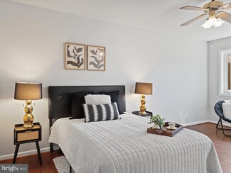 3330 S 28th St Unit 404, Alexandria, VA 22302