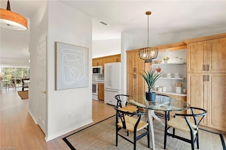 841 Tanbark Dr Unit 202, Naples, FL 34108