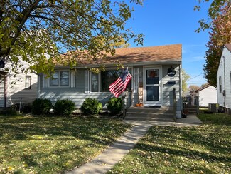 230 N Euclid Ave, Bradley, IL 60915