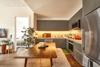 144 N 10th St Unit 2D, Williamsburg, NY 11249