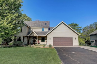 17443 Jasmine Ave, Lakeville, MN 55044