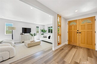 6391 Reubens Dr, Huntington Beach, CA 92647