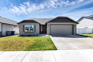8617 W Pirates Ct, Spokane, WA 99224