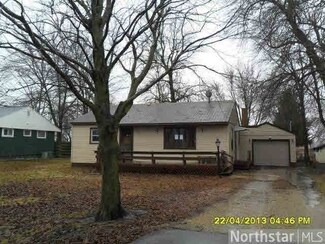 305 305 E Front St, Claremont, MN 55924