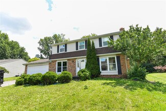 25 Lost Feather Dr, Fairport, NY 14450