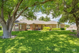 312 Valleyview Dr, Mertzon, TX 76941