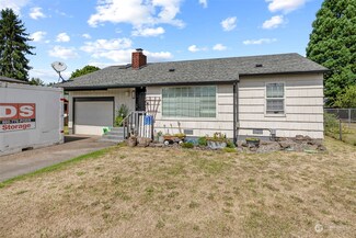 120 John St, Kelso, WA 98626