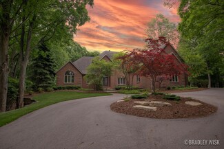 2280 Tunnel Breeze Ct, Holland, MI 49424