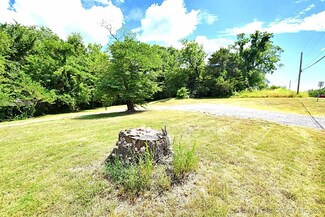 403 S Bluff Ave, Tahlequah, OK 74464