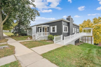 595 Cooper Place, Dubuque, IA 52001