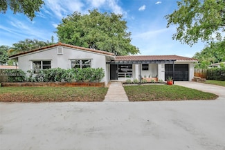 613 Garden Ct, Plantation, FL 33317