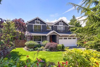 715 16th Ave W, Kirkland, WA 98033