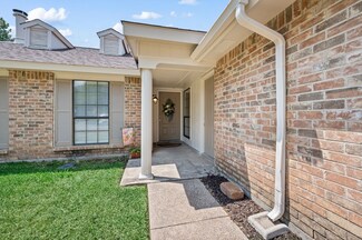 4210 Greencrest Dr, Arlington, TX 76016