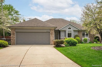 18834 Kappa Dr, Clinton Township, MI 48036